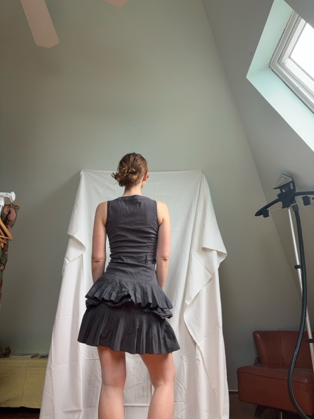 Vero Moda Charcoal Gray Sleeveless Ruffle Mini Dress - Picture 2 of 4